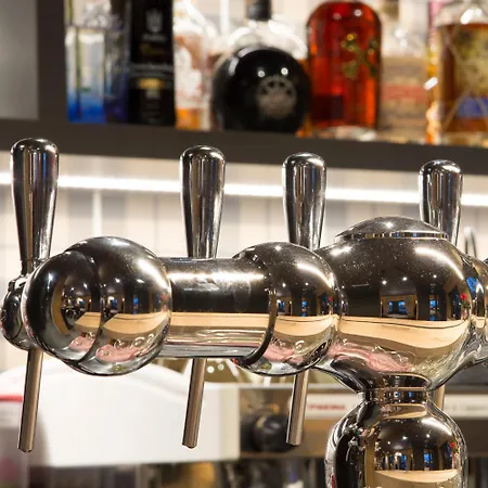 Au Cheval Blanc - Appart-hotel Ξενοδοχείο με διαμερίσματα 3*