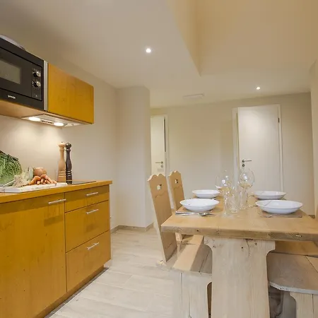 Au Cheval Blanc - Appart-hotel Waimes