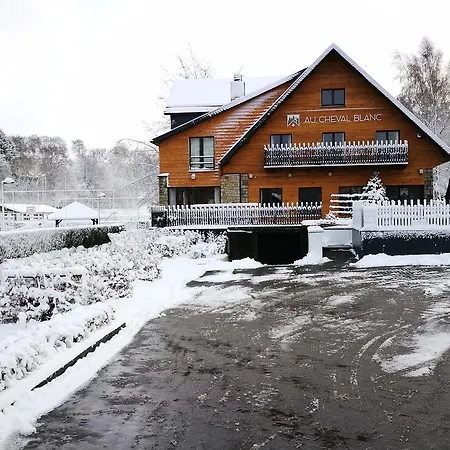 Au Cheval Blanc - Appart-hotel Waimes