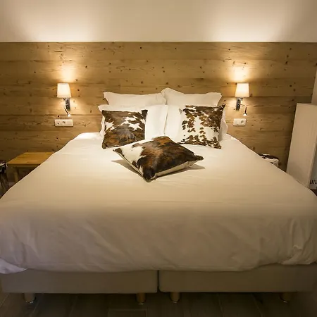 Au Cheval Blanc - De Montagne - 20 Personnes 3*